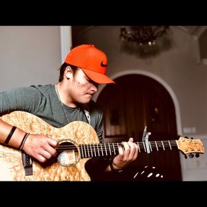 Meet your Posher, Ethan